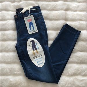 Medium wash skinny jean